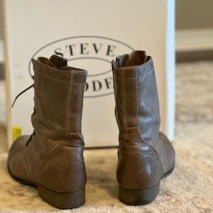 Troops Stone Lea boots